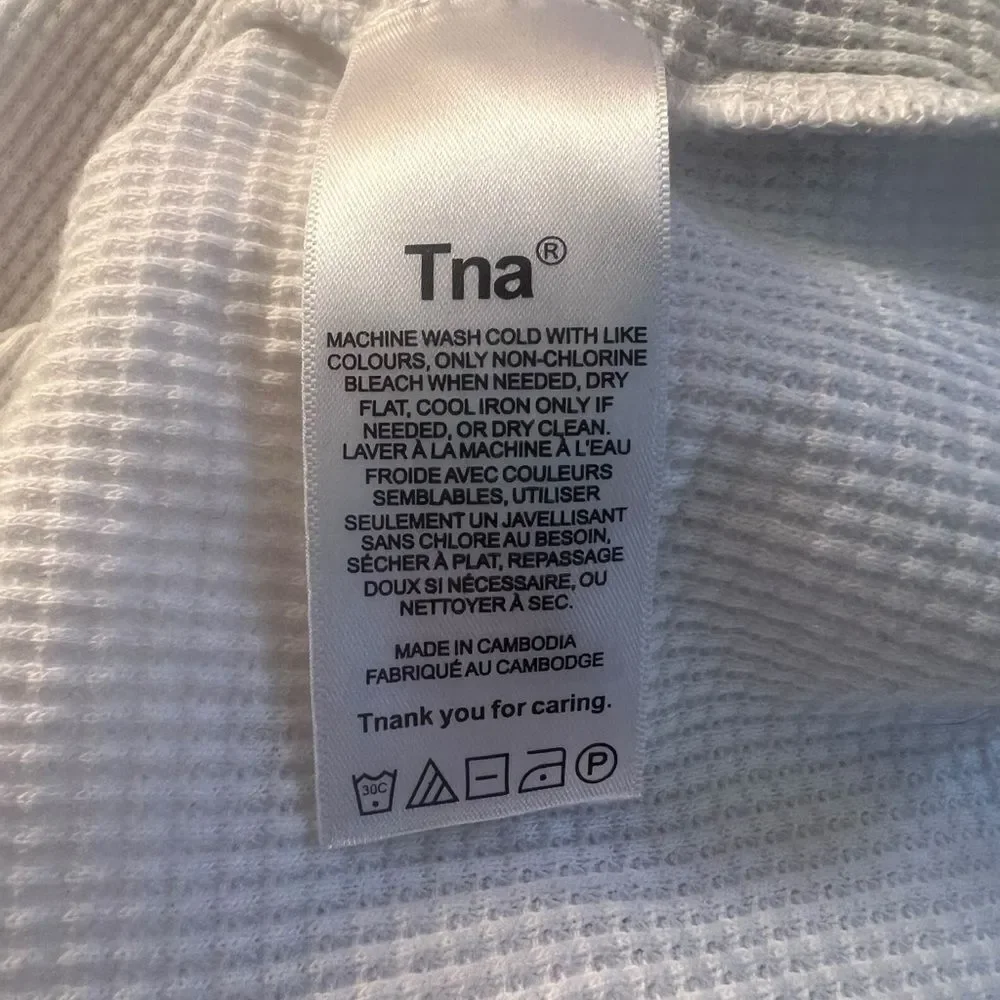 Tna‎ white waffle cropped long sleeve top - Picture 4 of 8